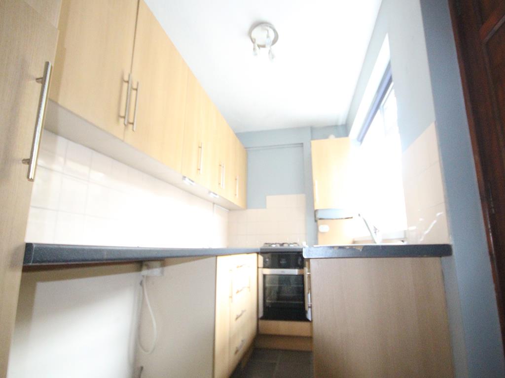 2 bedroom mid terrace house To Let in Barnoldswick - IMG_5530.jpg